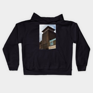 A building in Grays, Essex, England Kids Hoodie